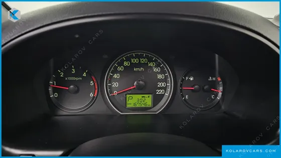 HYUNDAI STAREX 11-SEATER WAGON HVX