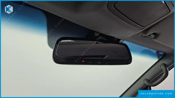 HYUNDAI STAREX 11-SEATER WAGON HVX