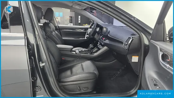 HYUNDAI GRANDEUR PREMIUM
