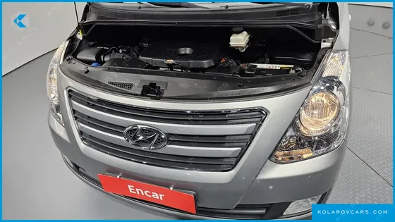 HYUNDAI STAREX 11-SEATER WAGON