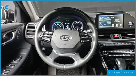 HYUNDAI GRANDEUR EXCLUSIVE