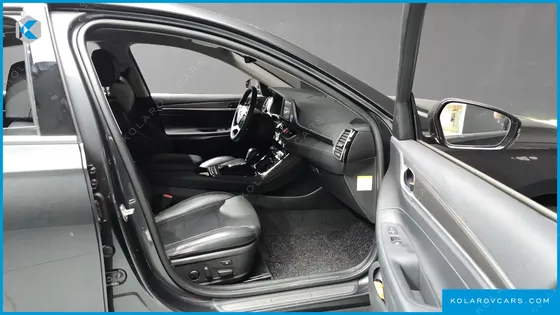 HYUNDAI GRANDEUR EXCLUSIVE