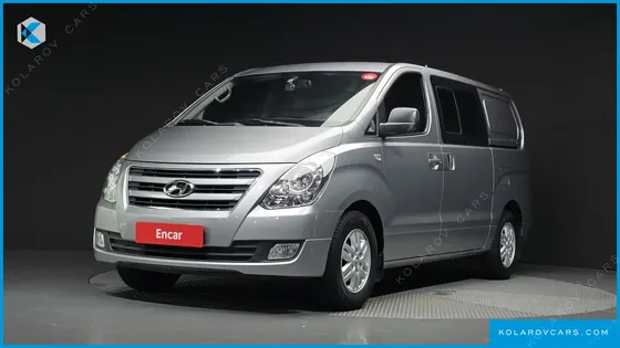 HYUNDAI STAREX 5-SEATER VAN