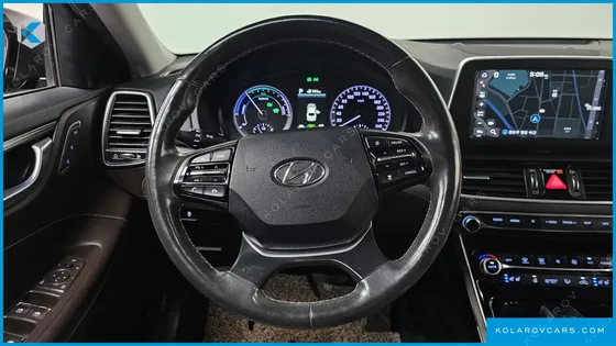 HYUNDAI GRANDEUR EXCLUSIVE