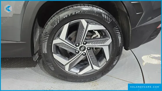 HYUNDAI TUCSON GASOLINE 1.6 TURBO 2WD