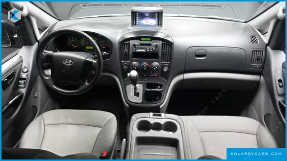 HYUNDAI STAREX 12-SEATER WAGON