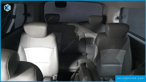 HYUNDAI STAREX 12-SEATER WAGON