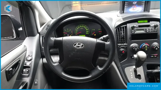 HYUNDAI STAREX 12-SEATER WAGON