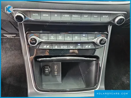 HYUNDAI GRANDEUR EXCLUSIVE