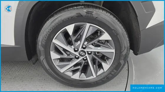 HYUNDAI TUCSON GASOLINE 1.6 TURBO 2WD