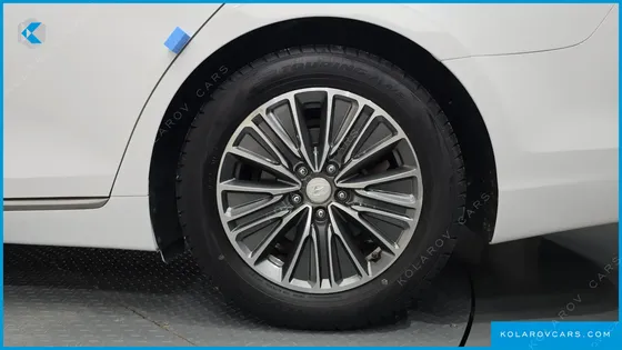 HYUNDAI GRANDEUR EXCLUSIVE
