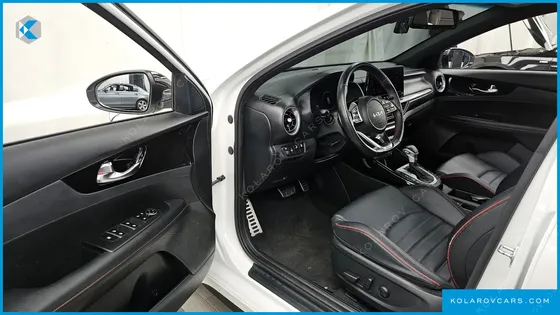 KIA K3 1.6 TURBO GT 5DOOR