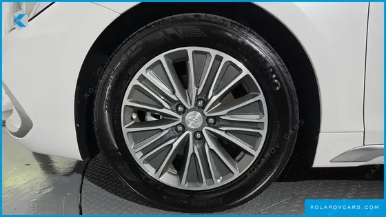 HYUNDAI GRANDEUR EXCLUSIVE