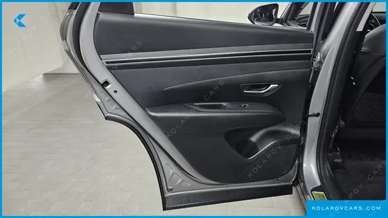 HYUNDAI TUCSON DIESEL 2.0 2WD