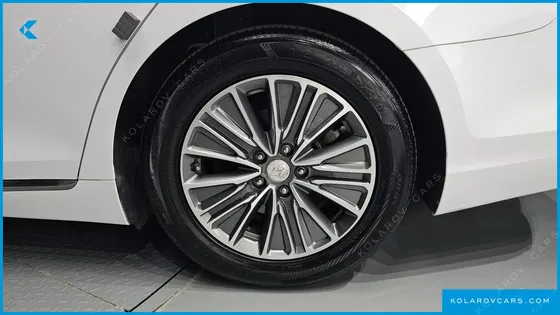 HYUNDAI GRANDEUR EXCLUSIVE