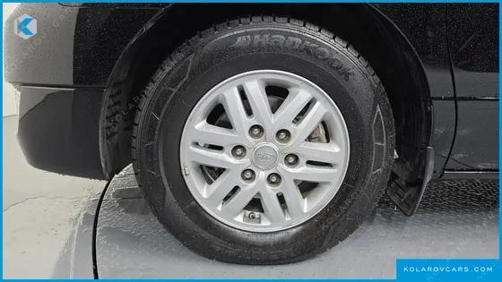 HYUNDAI STAREX 11-SEATER WAGON