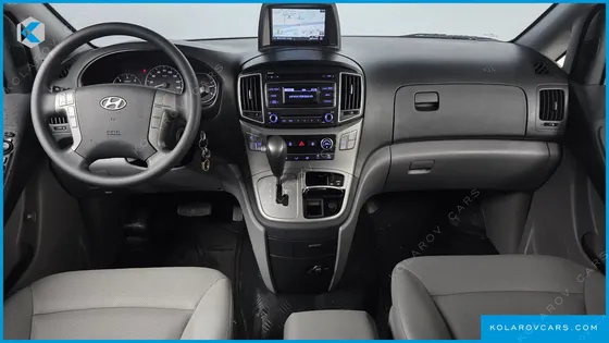 HYUNDAI STAREX 11-SEATER WAGON