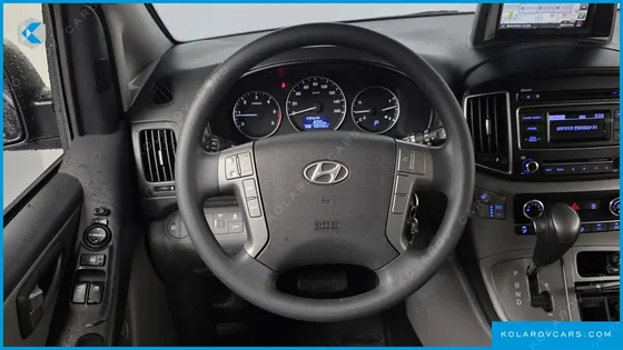 HYUNDAI STAREX 11-SEATER WAGON