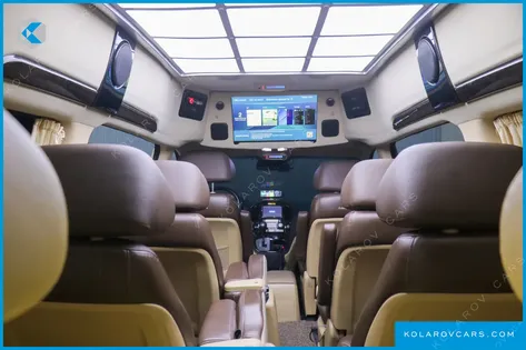 HYUNDAI STAREX 4WD LIMOUSINE