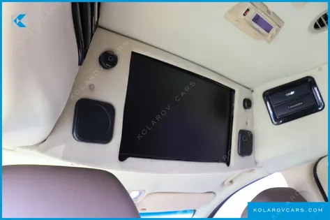 HYUNDAI STAREX 4WD LIMOUSINE