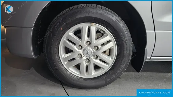 HYUNDAI STAREX 3-SEATER VAN