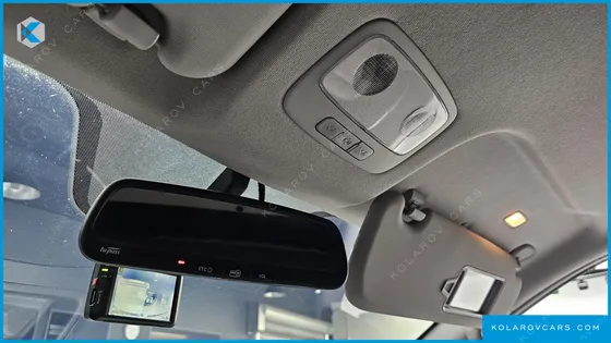 HYUNDAI STAREX 3-SEATER VAN