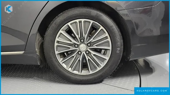 HYUNDAI GRANDEUR EXCLUSIVE