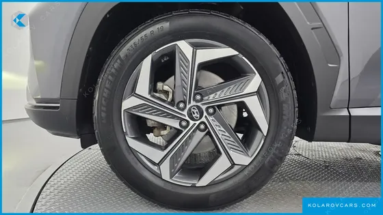 HYUNDAI TUCSON GASOLINE 1.6 TURBO 2WD