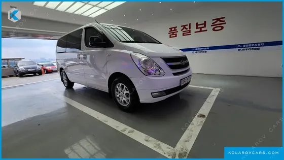 HYUNDAI STAREX 3-SEATER VAN