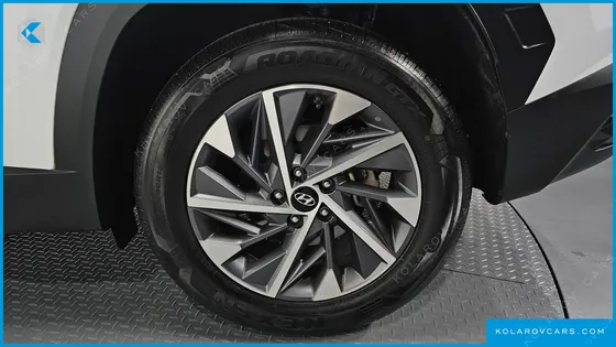 HYUNDAI TUCSON GASOLINE 1.6 TURBO 2WD