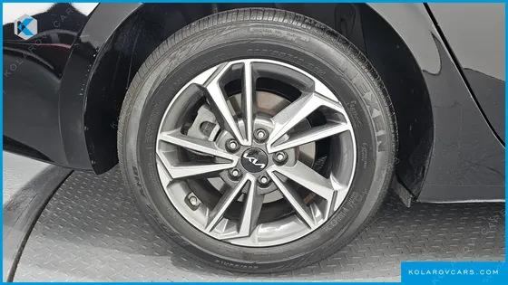 KIA K3 1.6