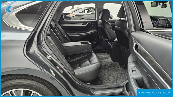 HYUNDAI GRANDEUR EXCLUSIVE
