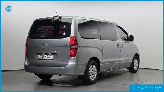 HYUNDAI STAREX 3-SEATER VAN
