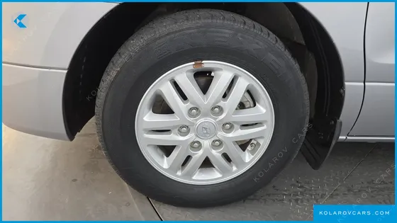 HYUNDAI STAREX 3-SEATER VAN