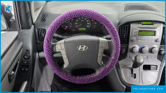 HYUNDAI STAREX 11-SEATER WAGON