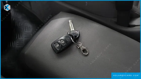 HYUNDAI STAREX 11-SEATER WAGON