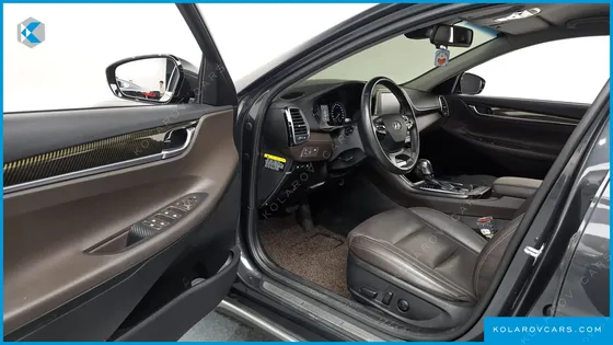 HYUNDAI GRANDEUR PREMIUM