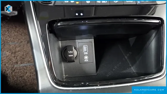 HYUNDAI GRANDEUR PREMIUM