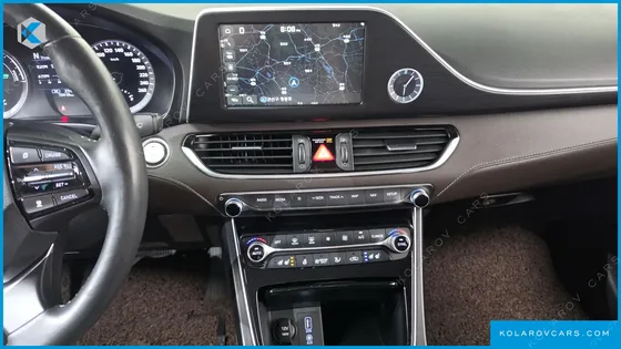 HYUNDAI GRANDEUR PREMIUM