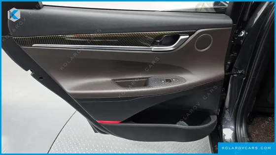 HYUNDAI GRANDEUR PREMIUM