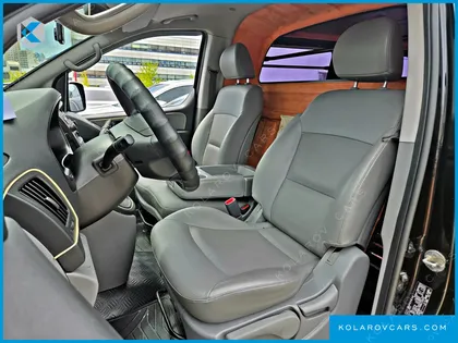 HYUNDAI STAREX 3-SEATER VAN