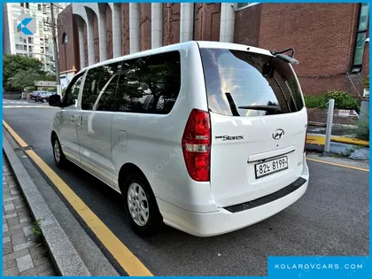 HYUNDAI STAREX 5-SEATER VAN