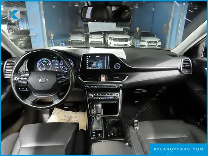 HYUNDAI GRANDEUR EXCLUSIVE