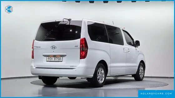 HYUNDAI STAREX 3-SEATER VAN