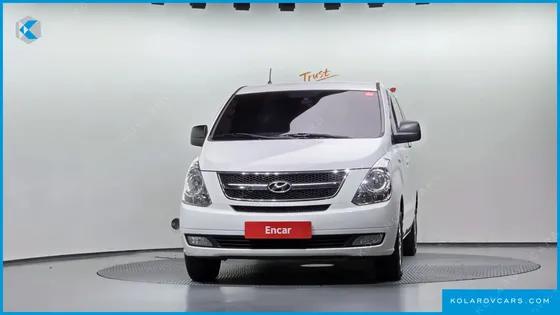 HYUNDAI STAREX 3-SEATER VAN