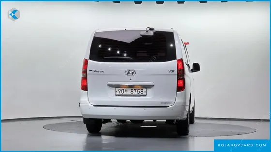 HYUNDAI STAREX 3-SEATER VAN