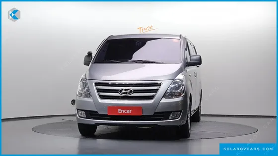 HYUNDAI STAREX 3-SEATER VAN