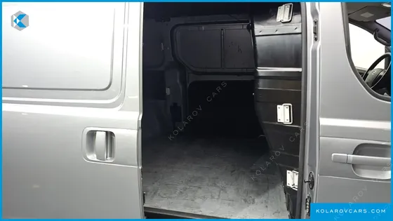 HYUNDAI STAREX 3-SEATER VAN