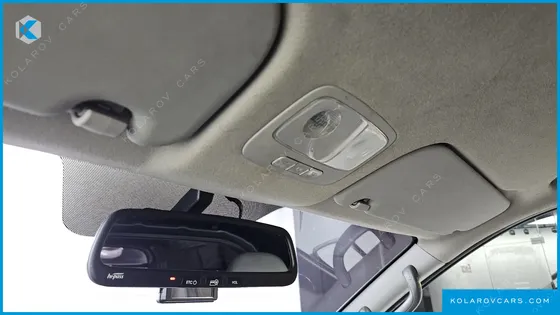 HYUNDAI STAREX 3-SEATER VAN