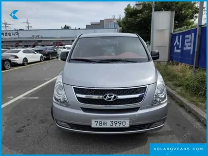 HYUNDAI STAREX 12-SEATER WAGON